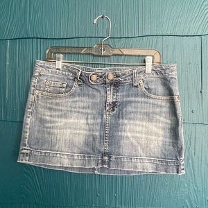 Vintage 90s American Eagle Denim mini skirt . Size 12